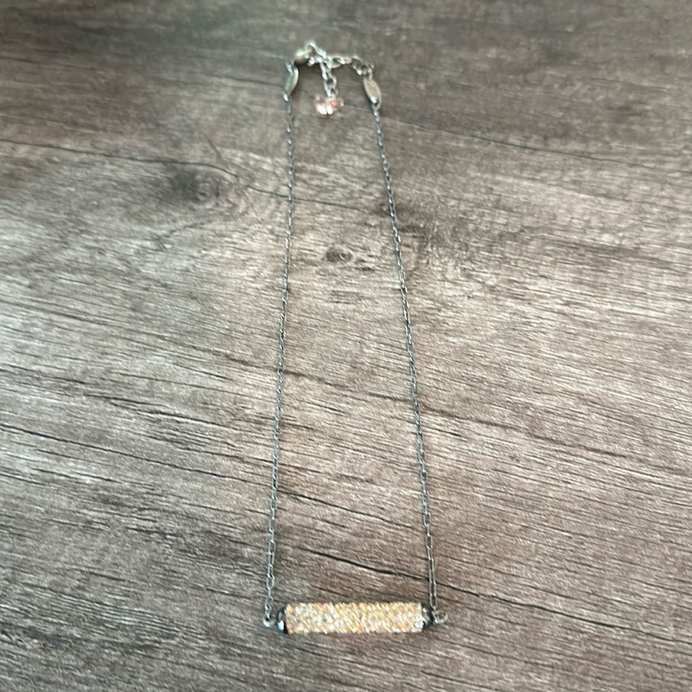 Sabika Urban Stance shimmer bar necklace